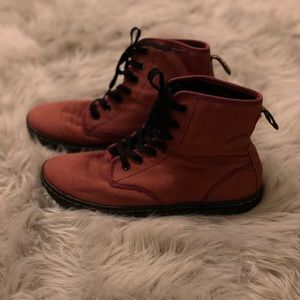 Dr Martens Cherry Red Shoreditch size 7 women’s